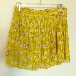 American Eagle Floral Pleated Skater Mini Skirt